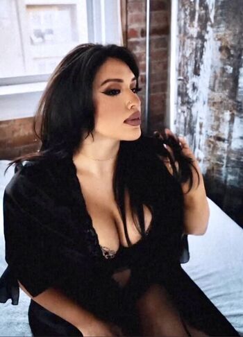 Full leaked Adriannaledesma private photo
