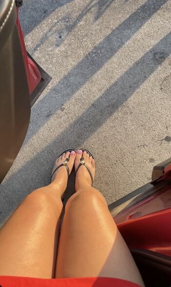 Full leaked Adriannaledesma private photo
