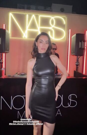 Full leaked Adrianne ho private photo