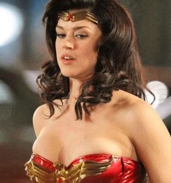 Full leaked Adrianne palicki private photo