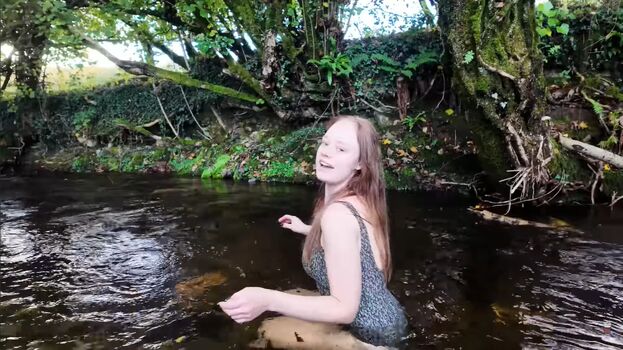 Full leaked Adventuresofellie private photo
