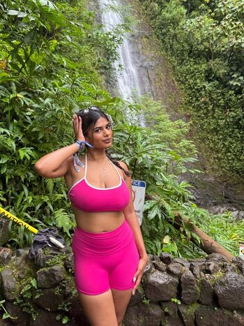 Full leaked Adviki patil private photo
