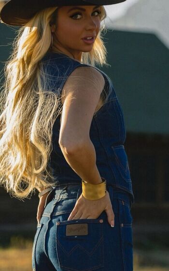 Full leaked Adysonk private photo