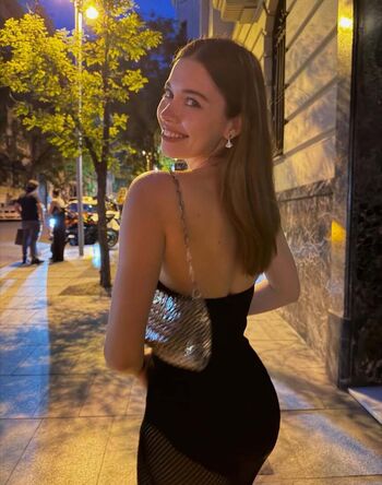 afra saracoglu