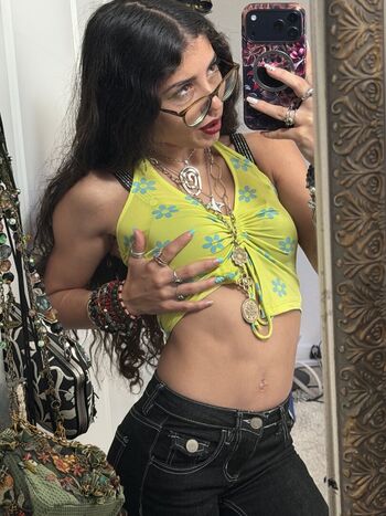 Full leaked Afterbubbles private photo