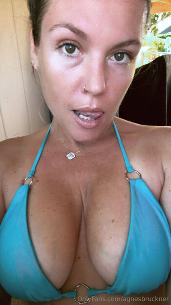 Full leaked Agnes bruckner private photo