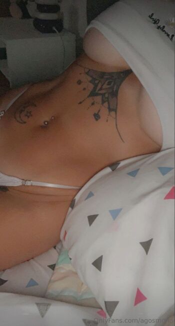 Full leaked Agosmona private photo