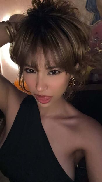 Full leaked Aienabatrisaa private photo