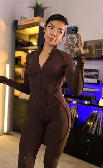 Full leaked Aileen senpai private photo