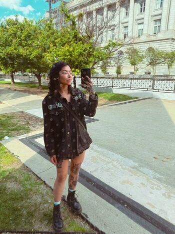 Full leaked Aileensenpaireacts private photo