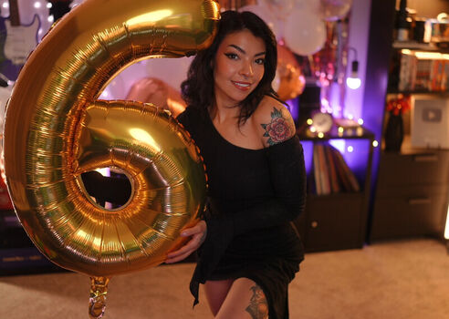 Full leaked Aileensenpaireacts private photo
