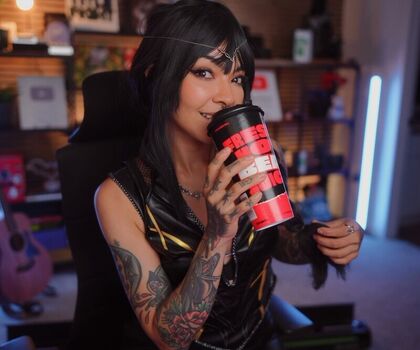 Full leaked Aileensenpaireacts private photo