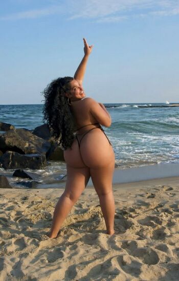 Full leaked Aimee ovalles private photo