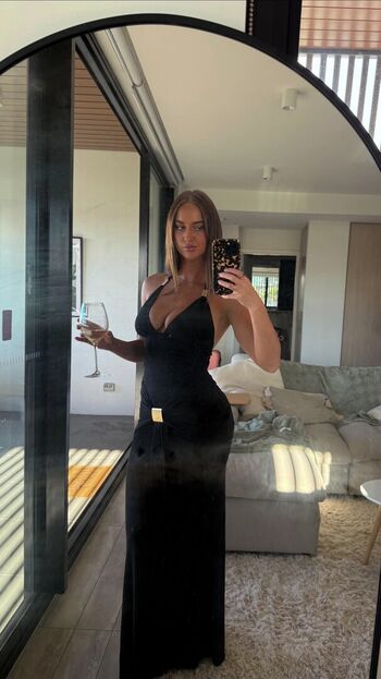 Full leaked Aimee rose private photo
