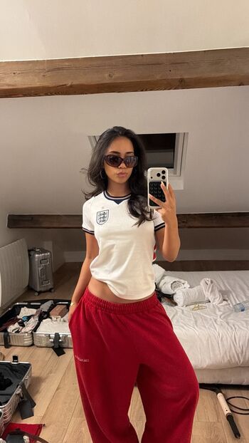 Full leaked Aimeejaihall private photo