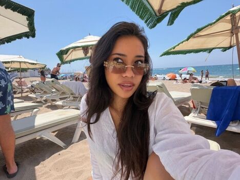 Full leaked Aimeejaihall page private photo