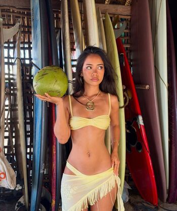 Full leaked Aimeejaihall private photo