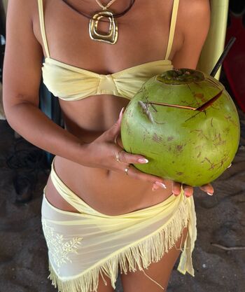 Full leaked Aimeejaihall private photo