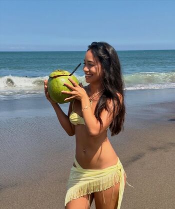 Full leaked Aimeejaihall private photo