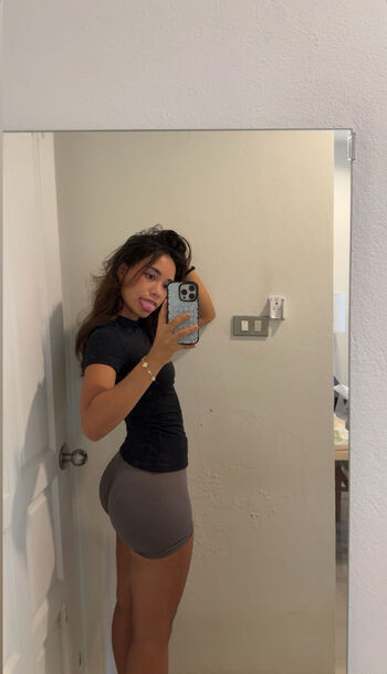 Full leaked Aimeejaihall private photo