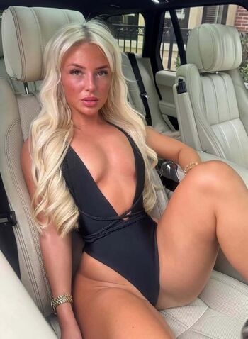 Full leaked Aimeeleitch private photo