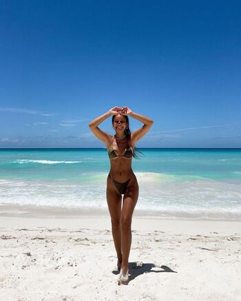 Full leaked Aina simon private photo