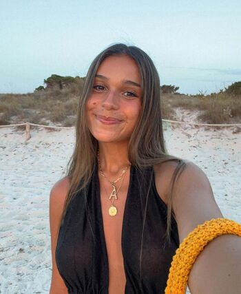 Full leaked Aina simon private photo