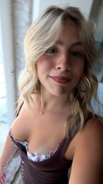 Full leaked Ainsley rolstad private photo
