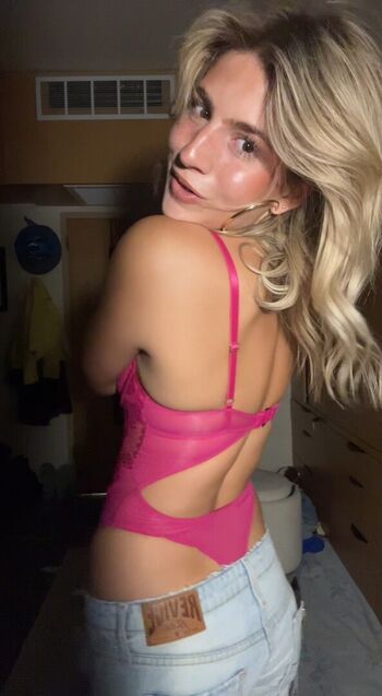 Full leaked Ainsley rolstad private photo