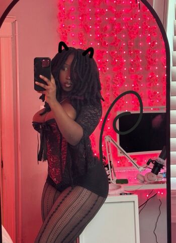 Full leaked Aisha private photo