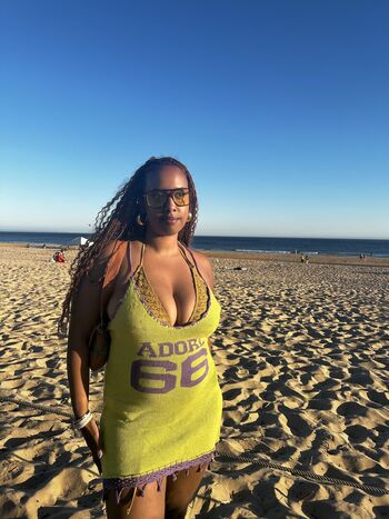 Full leaked Aishamoshope page private photo