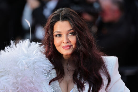 Full leaked Aishwarya rai private photo
