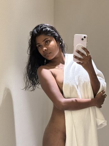 Full leaked Aishwarya vadivu private photo