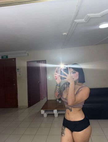 Full leaked Aitanarus private photo