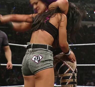 Full leaked Aj lee private photo