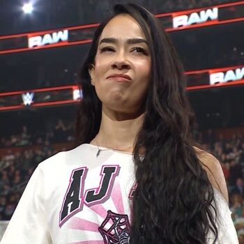 Full leaked Aj lee private photo