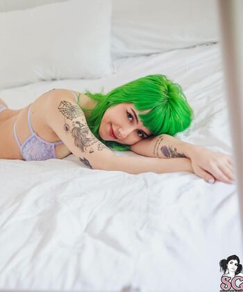 Full leaked Akemiangel page private photo
