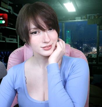 Full leaked Akemy sama private photo