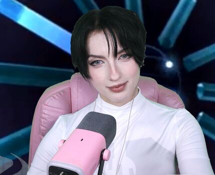 Full leaked Akemy sama private photo