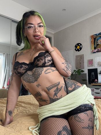 Full leaked Akirazay private photo