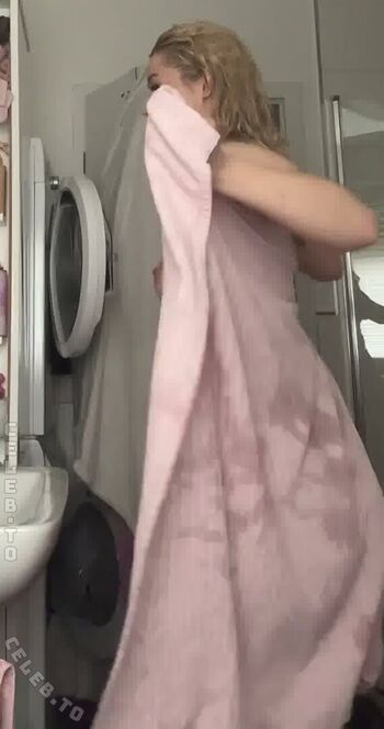 Full leaked Akkcess private photo