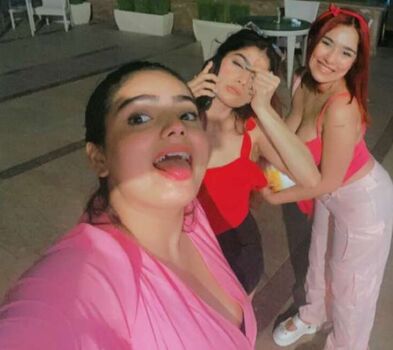 Full leaked Akriti bajpai private photo