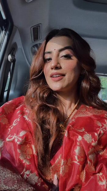 Full leaked Akshara singh private photo