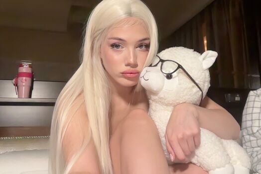 Full leaked Akyuliych private photo