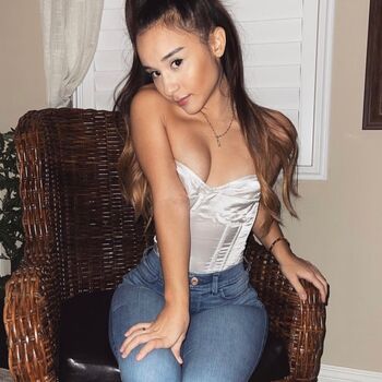 Full leaked Alahna ly page private photo