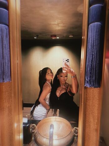Full leaked Alahna ly page private photo