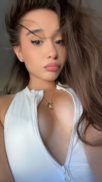 Full leaked Alahnaly page private photo
