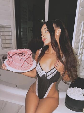 Full leaked Alahnaly page private photo