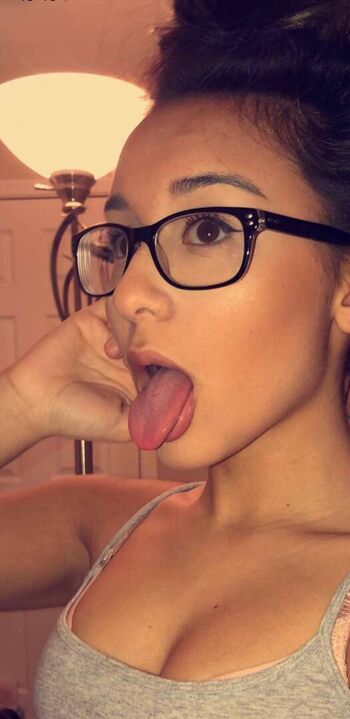Full leaked Alahnaly page private photo