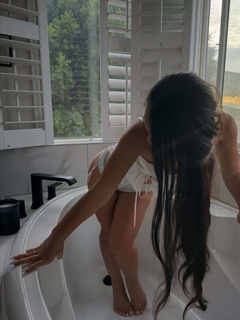 Full leaked Alahnaly private photo